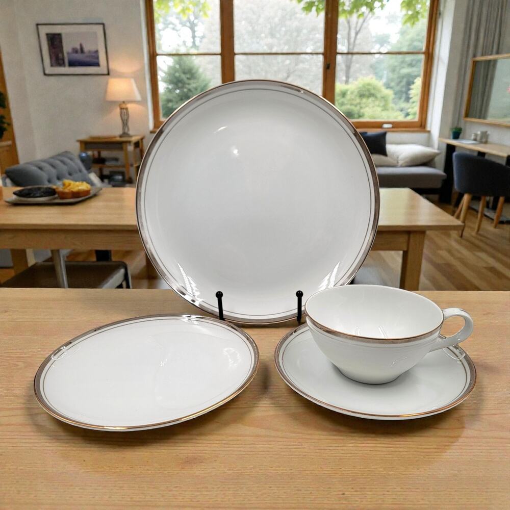 Royalton Translucent Porcelain 4 Piece Setting Luncheon Bread Plates Cup Saucer
